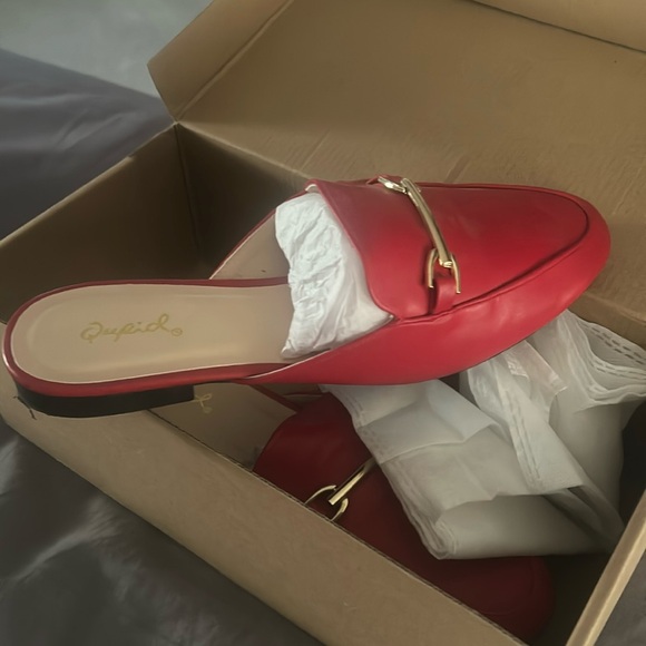 Worn once - Picture 1 of 1